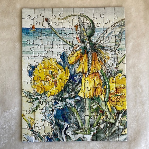 Mini Puzzle Flower Fairies 100 Pieces Owlcrate Jr. - Picture 4 of 5